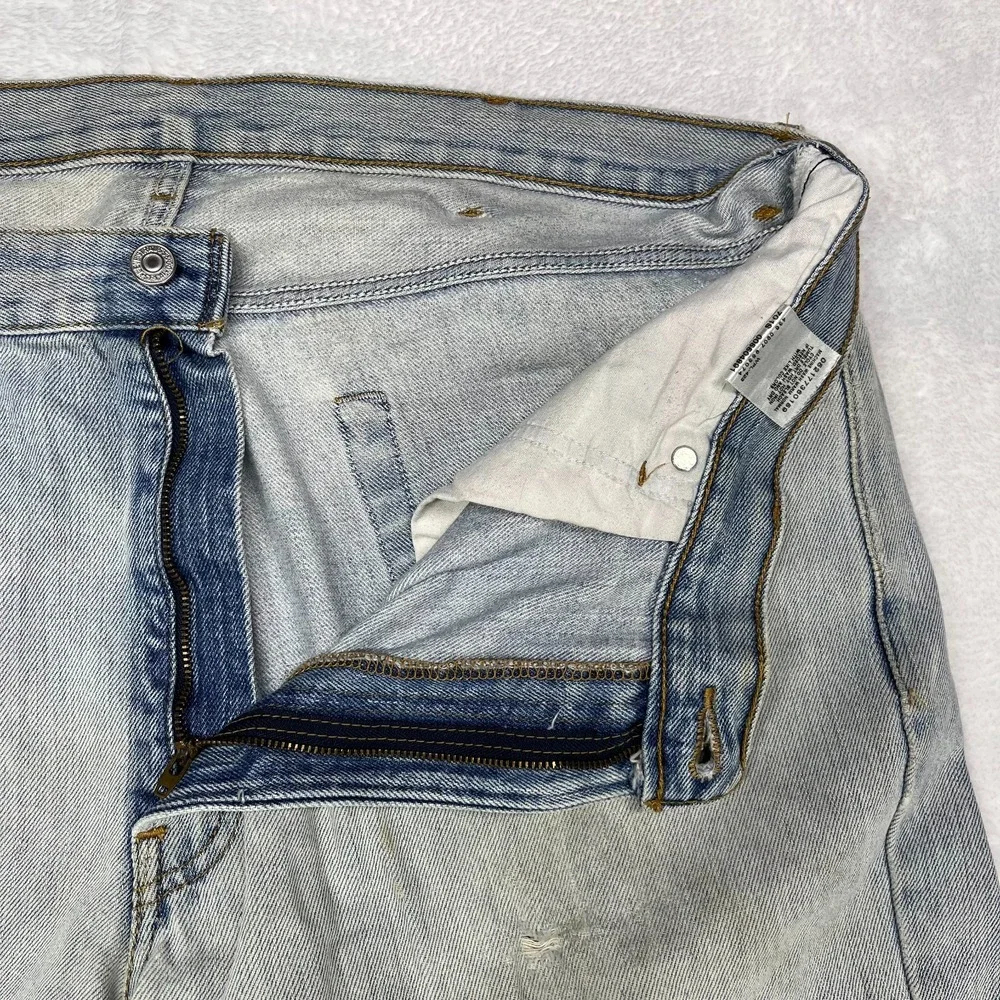 Levi's 550‎ Relaxed Fit Jeans Men's 39X30 Blue Denim Pockets Zip Fly - Flaws